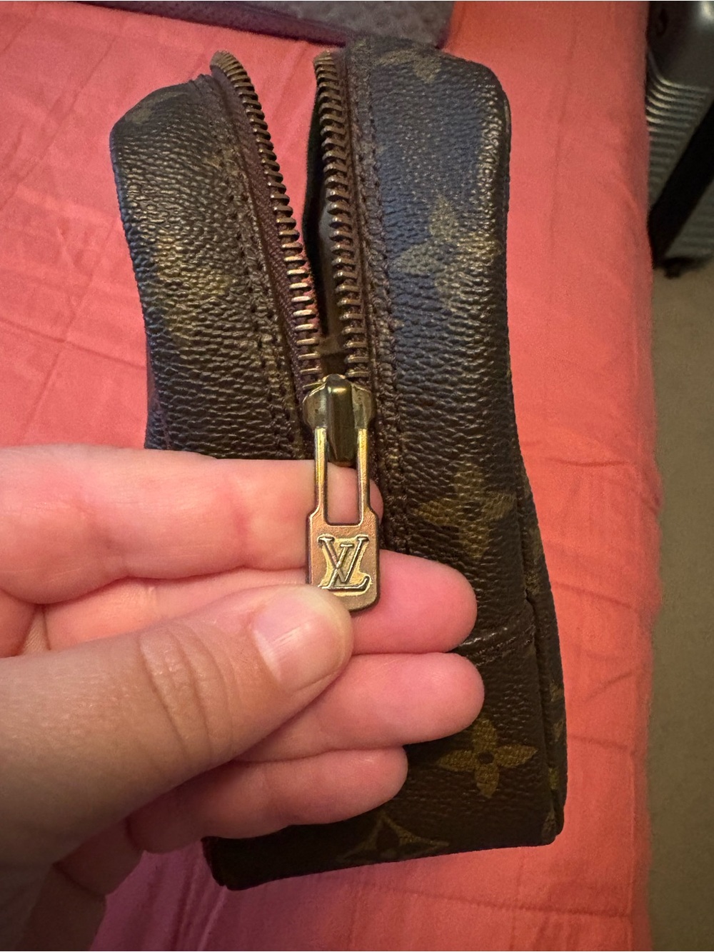 Louis Vuitton Trousse 28 - Picture 11 of 13